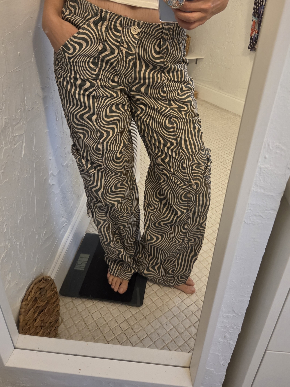 Y2K Wavy Print Wide-Leg Cargo Pants